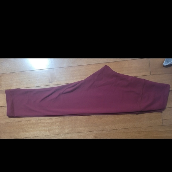Lululemon Capri leggings - Picture 2 of 3